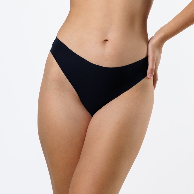 Calcinha Poliamida Modelo Fio Sem Costura Invisível