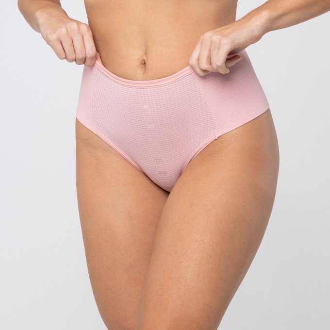 Calcinha em poliamida brisa modelo tanga com pala dupla