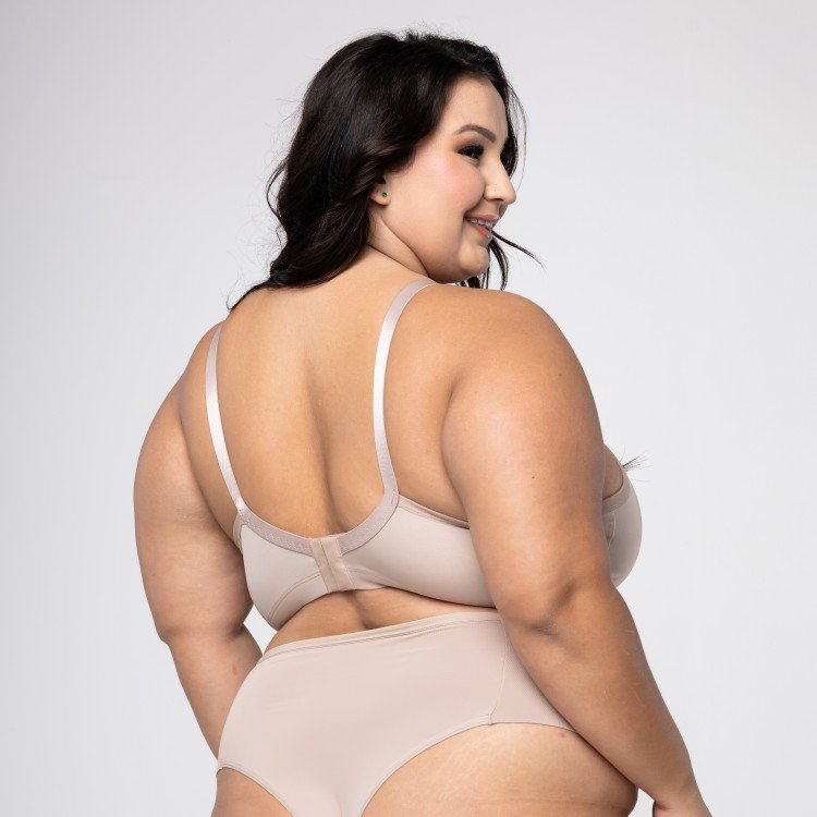 Sutiã em poliamida lisa plus size sem bojo alças reforçadas