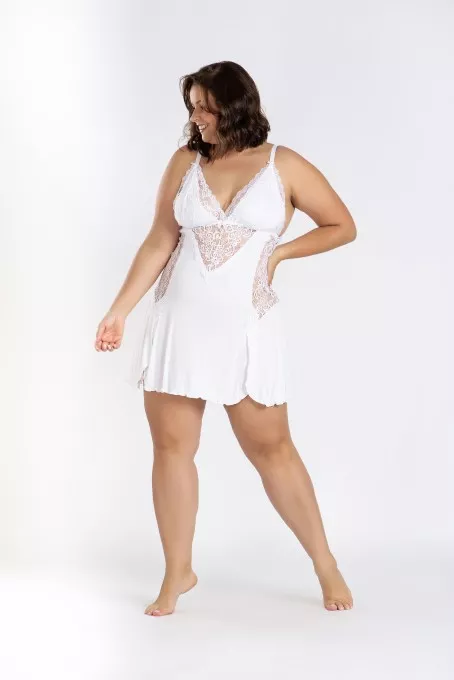 Camisola Curta Plus Em Poliamida Com Renda